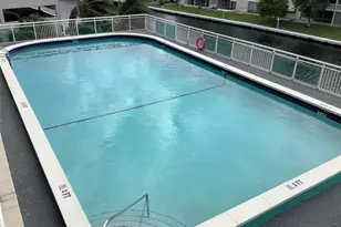 437 Golden Isles Dr, Hallandale Beach, FL 33009 - Photo 27