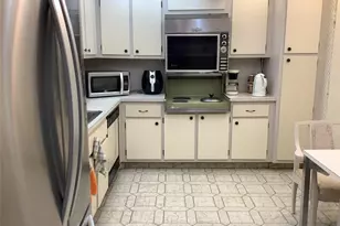 437 Golden Isles Dr, Hallandale Beach, FL 33009 - Photo 13