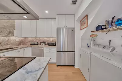 200 NE 17th Court #805, Fort Lauderdale, FL 33305 - Photo 9