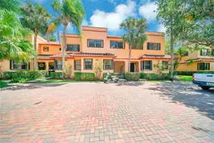 200 NE 17th Ct, Fort Lauderdale, FL 33305 - Photo 1