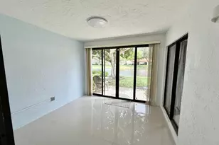 65 Centennial Ct, Deerfield Beach, FL 33442 - Photo 5