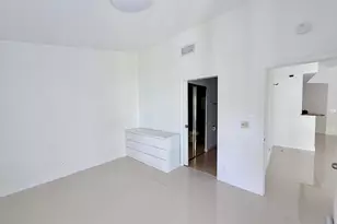 65 Centennial Ct, Deerfield Beach, FL 33442 - Photo 11