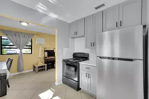 2870 NW 22nd St, Fort Lauderdale, FL 33311 - Photo 13