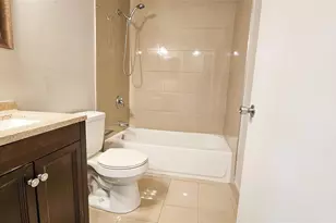 416 Lakeside Dr, Margate, FL 33063 - Photo 7