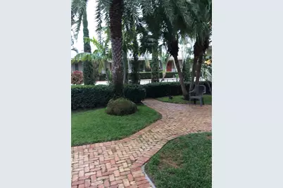 1817 N Middle River Drive #B, Fort Lauderdale, FL 33305 - Photo 1