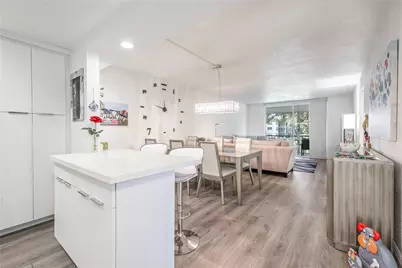 8901 S Hollybrook Boulevard #201, Pembroke Pines, FL 33025 - Photo 11