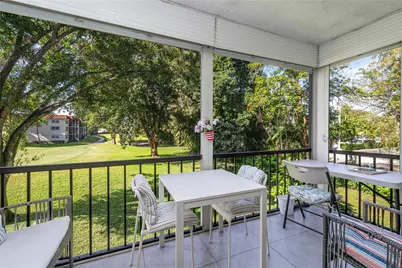 8901 S Hollybrook Boulevard #201, Pembroke Pines, FL 33025 - Photo 17