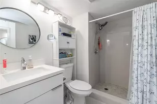 8901 S Hollybrook Blvd, Pembroke Pines, FL 33025 - Photo 5