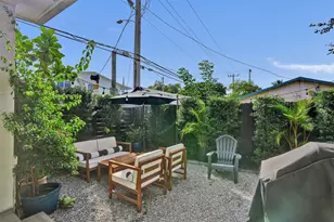 233 NE 11th St, Fort Lauderdale, FL 33304 - Photo 17