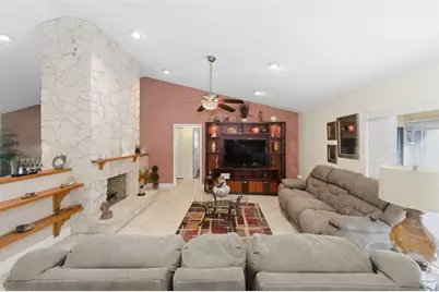 11060 Lakeview Drive, Coral Springs, FL 33071 - Photo 11