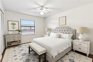 11060 Lakeview Dr, Coral Springs, FL 33071 - Photo 29