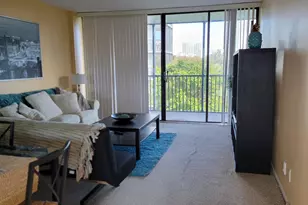 3301 N Country Club Dr, Aventura, FL 33180 - Photo 15