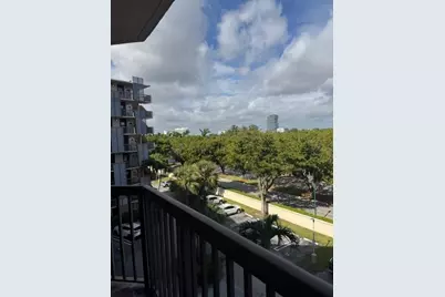 3301 N Country Club Drive #506, Aventura, FL 33180 - Photo 9