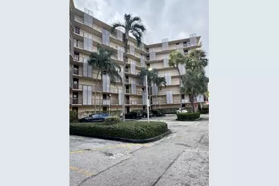 3301 N Country Club Drive #506, Aventura, FL 33180 - Photo 3