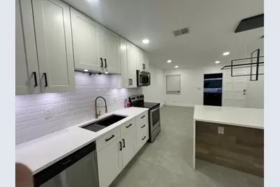 1436 NE 1st Avenue, Fort Lauderdale, FL 33304 - Photo 1