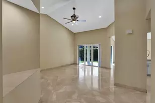 8452 NW 47th St, Coral Springs, FL 33067 - Photo 9