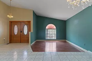 3201 W 76th St, Hialeah, FL 33018 - Photo 7