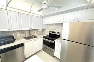 477 Durham P Unit, Deerfield Beach, FL 33442 - Photo 13