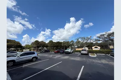 7610 Westwood Drive #119, Tamarac, FL 33321 - Photo 5