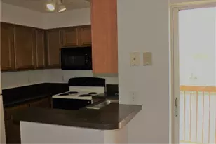 7610 Westwood Dr, Tamarac, FL 33321 - Photo 5