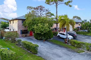 2117 NE 11th Ave, Wilton Manors, FL 33305 - Photo 3