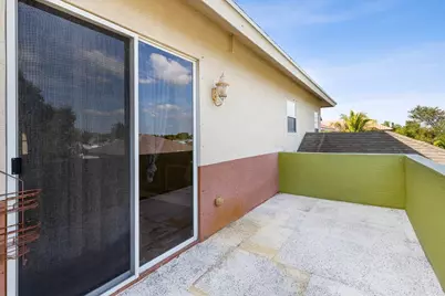 2081 SW Bayshore Boulevard, Port Saint Lucie, FL 34984 - Photo 57