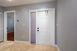 160 NW 166th Ave, Pembroke Pines, FL 33028 - Photo 29