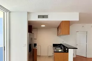 601 NE 23rd St, Miami, FL 33137 - Photo 3