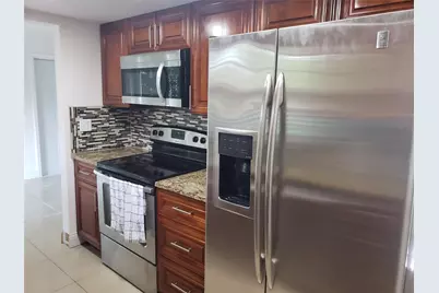 7815 NW 73rd Avenue, Tamarac, FL 33321 - Photo 3