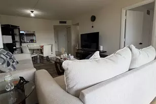 7940 NW 50th St, Lauderhill, FL 33351 - Photo 9