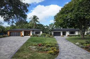 935 NE 34th Ct, Oakland Park, FL 33334 - Photo 1