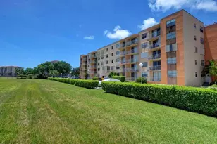 470 Executive Center Dr, West Palm Beach, FL 33401 - Photo 15