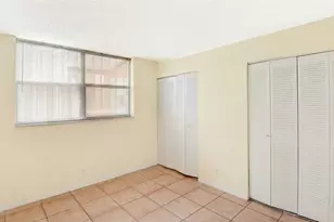 470 Executive Center Dr, West Palm Beach, FL 33401 - Photo 9