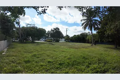 937 NE 34th Court, Oakland Park, FL 33334 - Photo 9