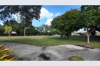 937 NE 34th Court, Oakland Park, FL 33334 - Photo 11