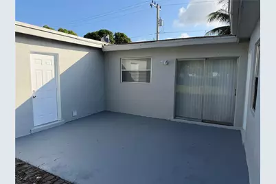 1975 SW 70th Way, North Lauderdale, FL 33068 - Photo 3