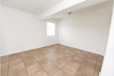 205 NW 33rd Avenue, Lauderhill, FL 33311 - Photo 5