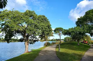 120 Royal Pk Dr, Oakland Park, FL 33309 - Photo 17