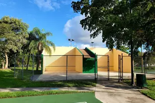 120 Royal Pk Dr, Oakland Park, FL 33309 - Photo 21