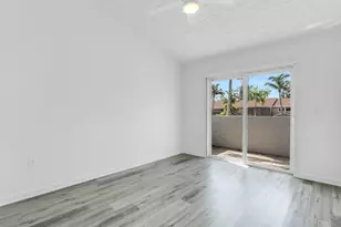 3827 NE 166th St, North Miami Beach, FL 33160 - Photo 21