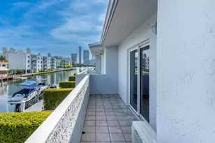 3827 NE 166th St, North Miami Beach, FL 33160 - Photo 19