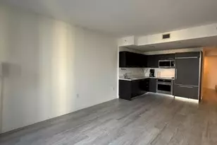 45 SW 9th St, Miami, FL 33130 - Photo 11