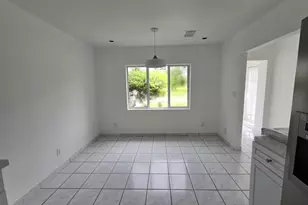 31 SW 10th St, Dania Beach, FL 33004 - Photo 5