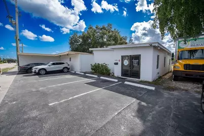 5738 W Hallandale Beach Boulevard, Hollywood, FL 33023 - Photo 23