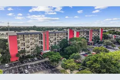 2202 S Cypress Bend Drive #606, Pompano Beach, FL 33069 - Photo 25