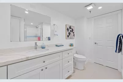 2202 S Cypress Bend Drive #606, Pompano Beach, FL 33069 - Photo 19