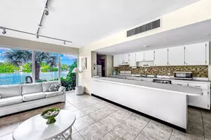 3581 S Ocean Blvd, South Palm Beach, FL 33480 - Photo 23