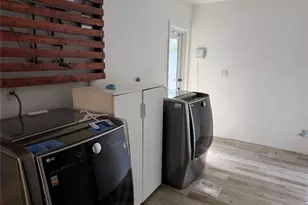 4560 NW 6th Ct, Plantation, FL 33317 - Photo 9