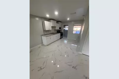 268 NE 41st Street, Oakland Park, FL 33334 - Photo 1