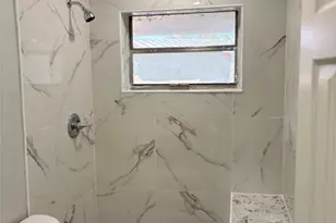 268 NE 41st St, Oakland Park, FL 33334 - Photo 11